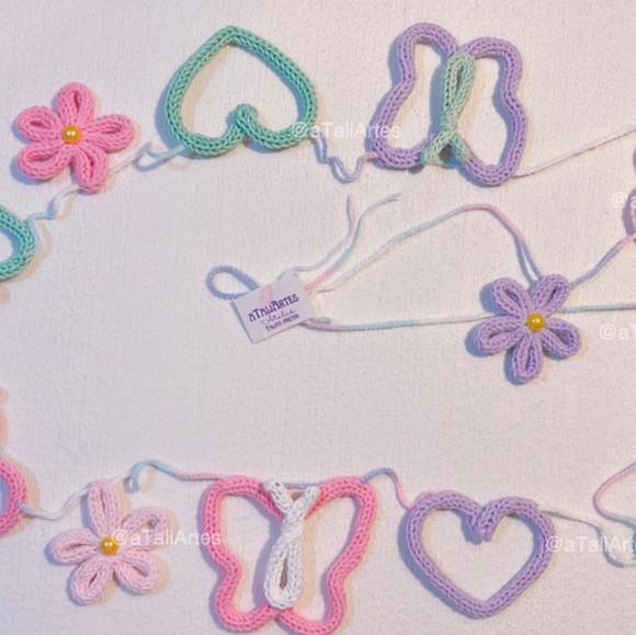 Varal Decorativo Infantil em Tricotin