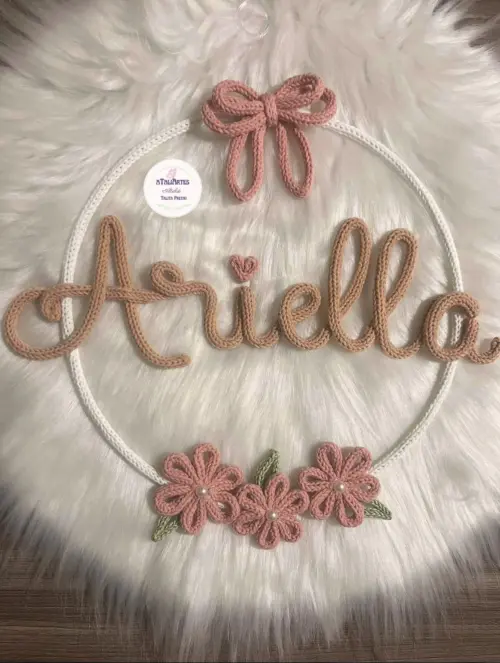 Porta maternidade Menina laço mor com flores personalizada em tr