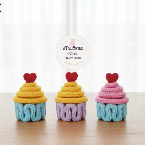 03 Unds Cupcake Miniatura Decorativo Personalizado Tricotin