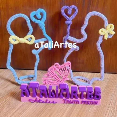 Casal Decorativo em Tricotin
