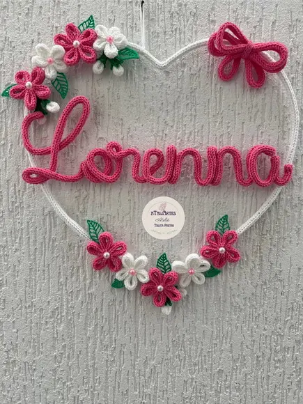 Porta Maternidade Coração Personalizado com Flores Tricotin