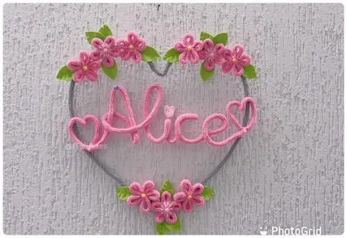 Porta Maternidade Coração Personalizado com Flores Tricotin