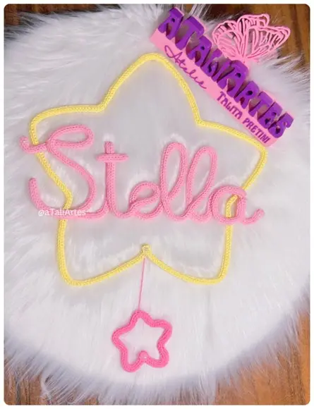 Porta Maternidade Estrela Personalizada em Tricotin