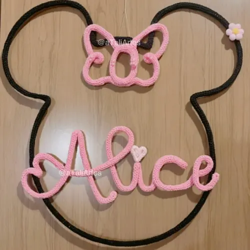 Porta Maternidade Minnie Personalizada em Tricotin