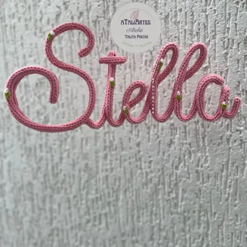 Porta Maternidade Nome com Bordado personalizado em tricotin