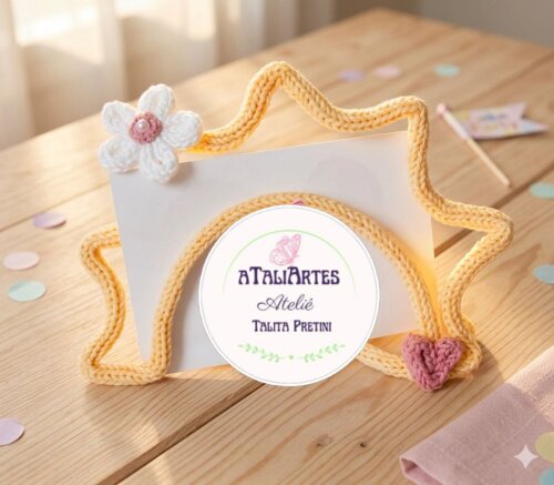 Solzinho centro de mesa personalizado em tricotin