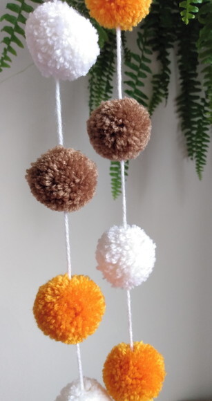 Varal de Pompons para decoração