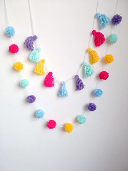 Kit Varal de Pompons e Tassels para decoração