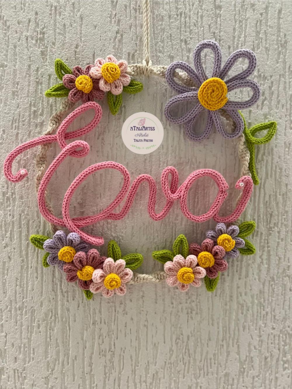 Porta maternidade delicado margaridas macramê com tricotin perso