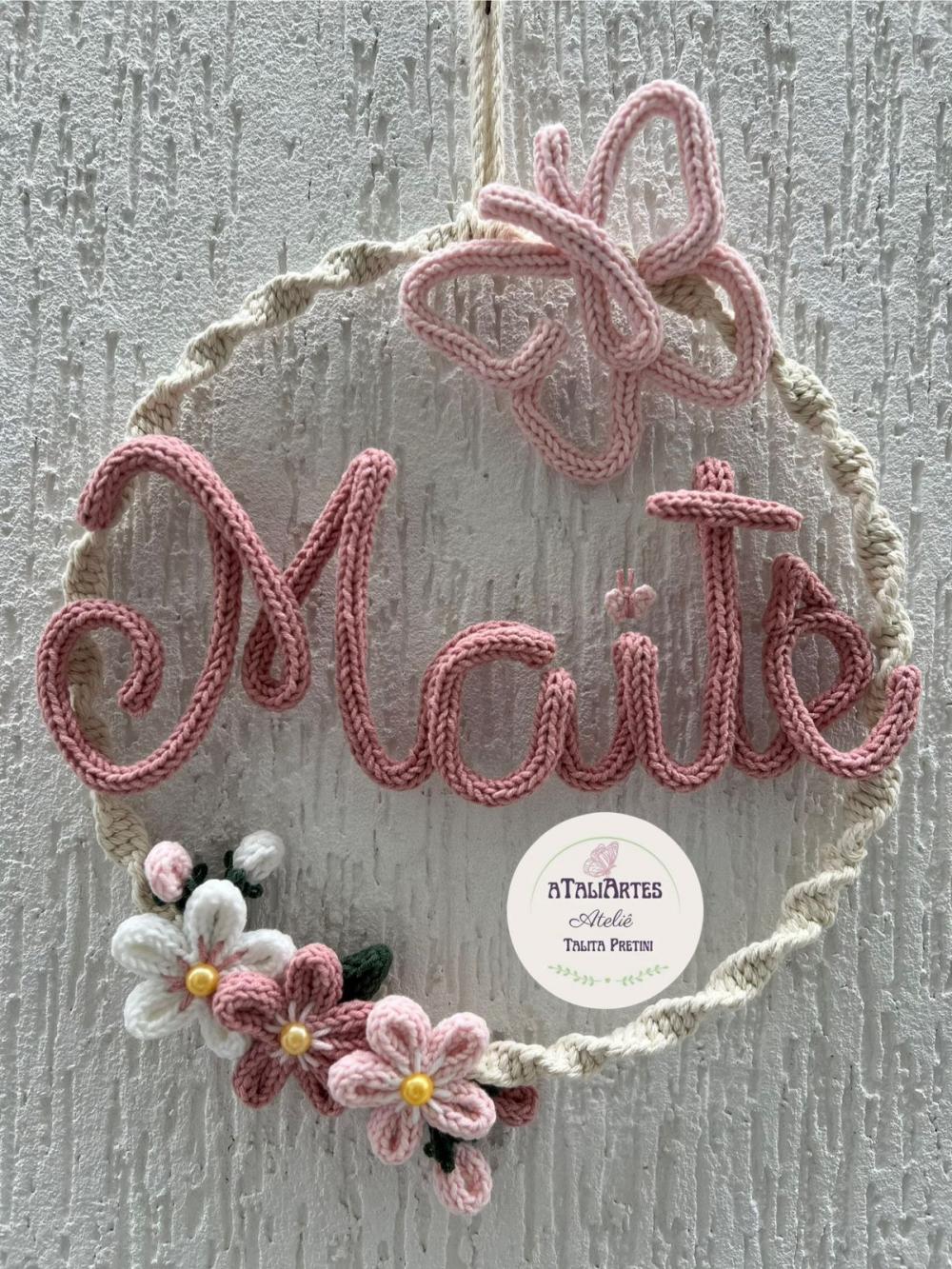 Enfeite de porta maternidade Menina em Alta Macramê com Tricotin
