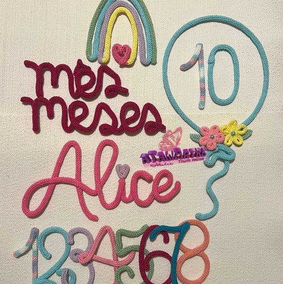 Kit Mêsversário Menina Arco-íris de Amor com Nome Tricotin