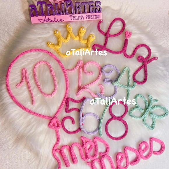 Kit Mêsversário Princesa com Nome Personalizado Tricotin