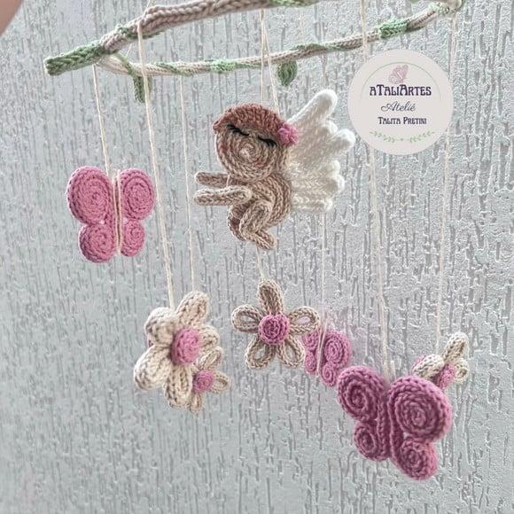 Móbile Flores, Borboletas e Anjinha em Tricotin