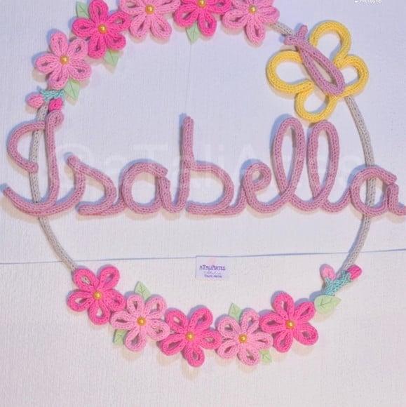 Porta Maternidade Flores Personalizadas em Tricotin