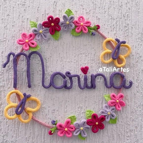 Porta Maternidade Flores Personalizadas em Tricotin