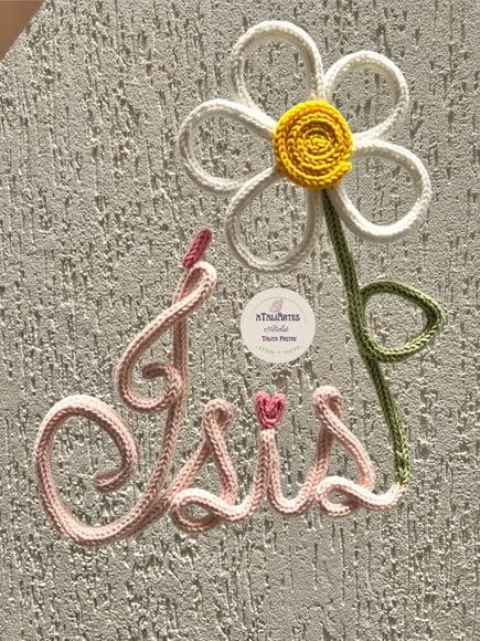 Porta Maternidade Nome com Flor em Tricotin