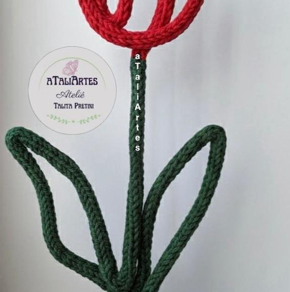 Tulipa Artesanal Decorativa em Tricotin - Unidade
