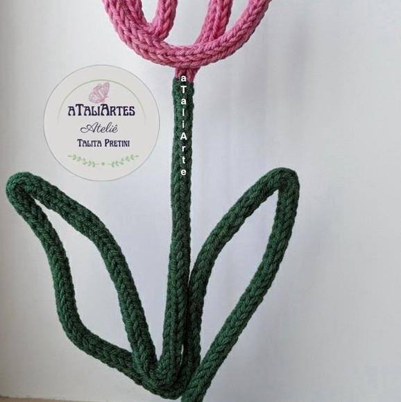 Tulipa Artesanal Decorativa em Tricotin - Unidade
