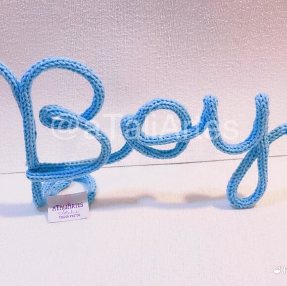 Boy e Girl de Mesa Personalizado em Tricotin - Decoração chá r