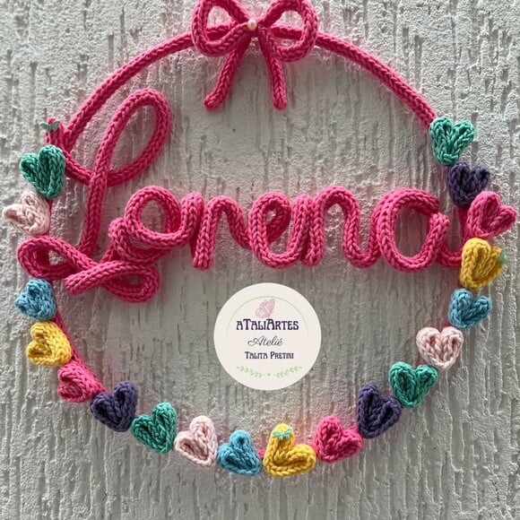 Guirlanda Corações Personalizados em Tricotin