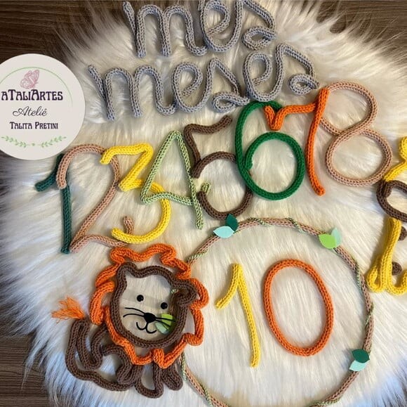 Kit Mêsversário Safari 02 Animais personalizados em tricotin + 