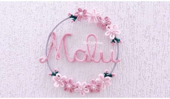 Porta Maternidade Coração Flores Laterais personalizado em Tric