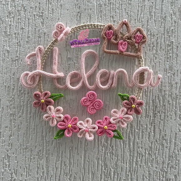 Porta Maternidade Rosas e Flores personalizada em Tricotin com ma