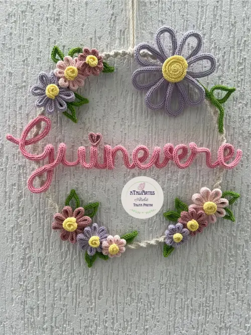 Porta maternidade delicado margaridas macramê com tricotin perso