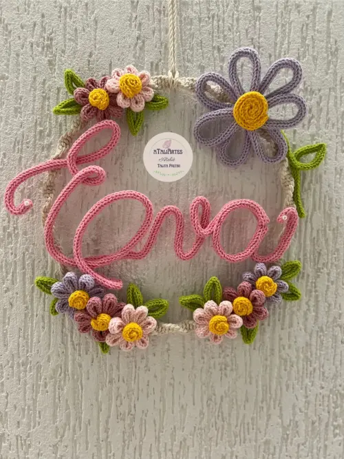 Porta maternidade delicado margaridas macramê com tricotin perso