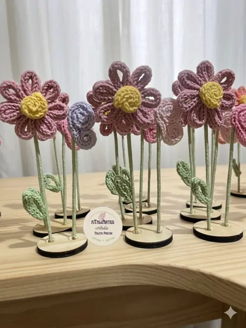 20 unidades Lembrancinha Jardim encantado personalizado em tricot