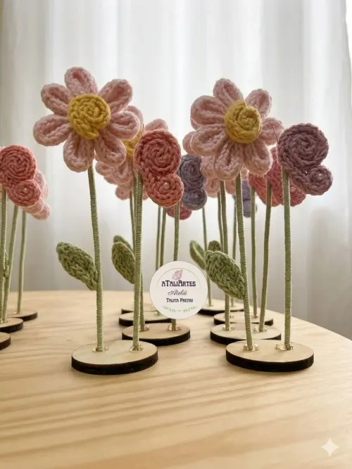 20 unidades Lembrancinha Jardim encantado personalizado em tricot