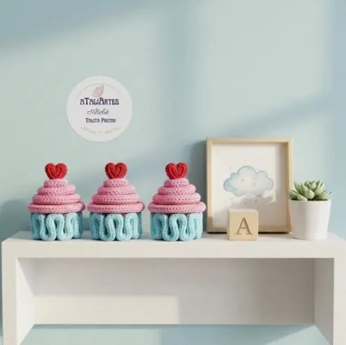 03 Unds Cupcake Miniatura Decorativo Personalizado Tricotin