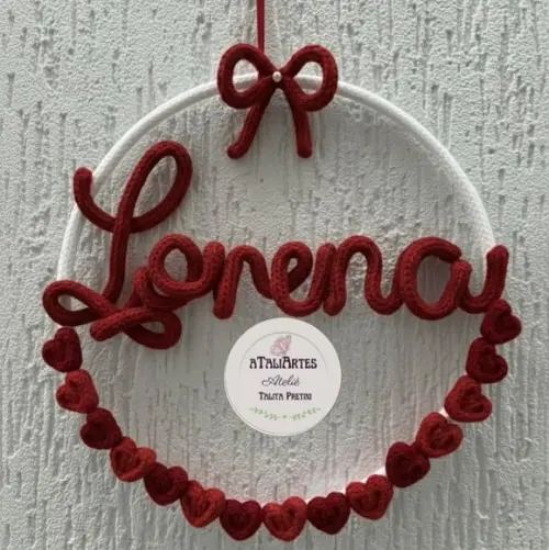 Guirlanda Corações Personalizados em Tricotin