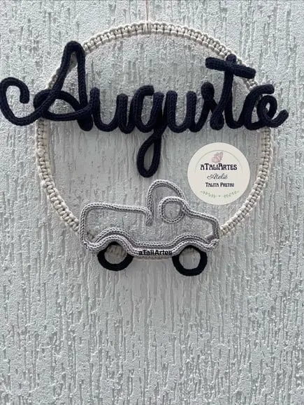 Guirlanda Menino Personalizada Macramê com Tricotin