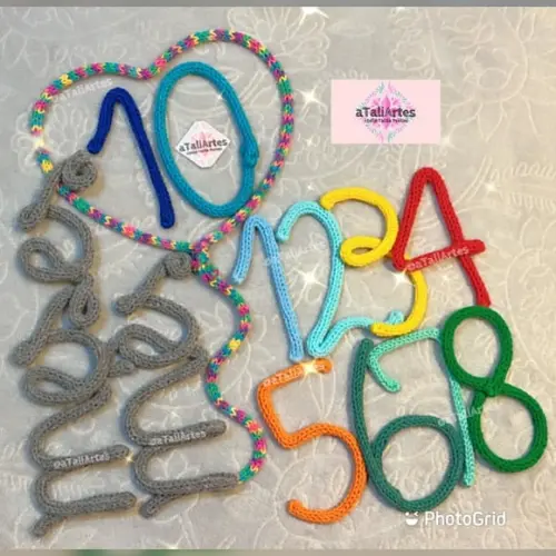 Kit Mêsversário Básico Personalizado em Tricotin com Nome