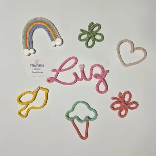 Kit Mêsversário com 6 Desenhos + Nome Personalizados