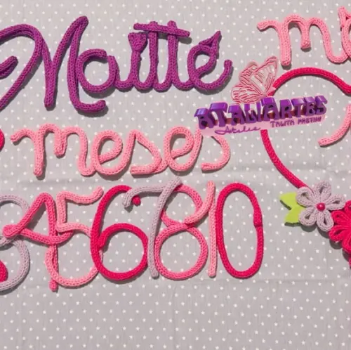 Kit Mêsversário Menina com Nome Tricotin