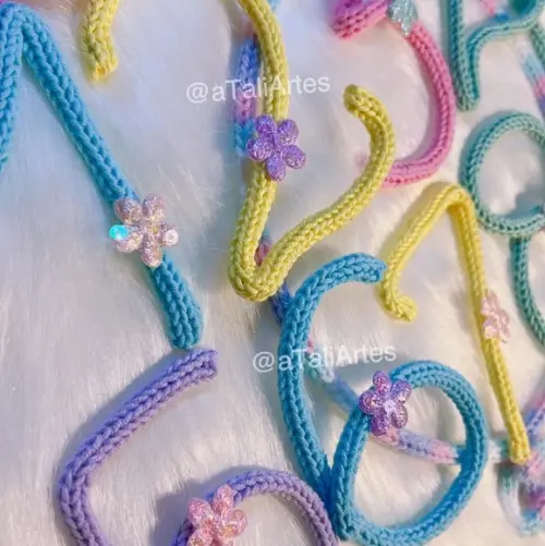 Kit Mêsversário Menina Flores em Tricotin com Nome