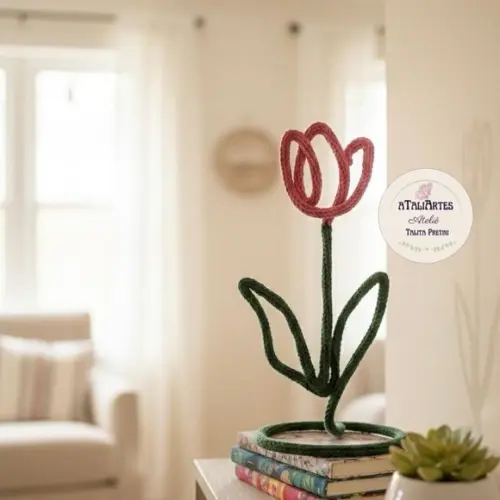 Tulipa Artesanal Decorativa em Tricotin - Unidade