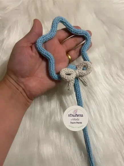 Varinha Mágica Personalizada em Tricotin