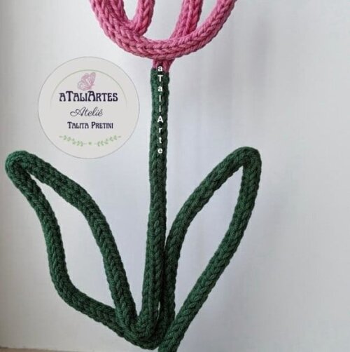 Centro de mesa Tulipa personalizada em Tricotin com 10 Unidades