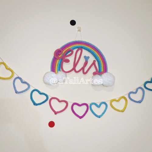 Kit Decoração quarto de bebê Porta Maternidade + Varal decorativo personalizado em tricotin