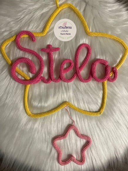 Porta Maternidade Estrela Personalizada em Tricotin com 01 nome