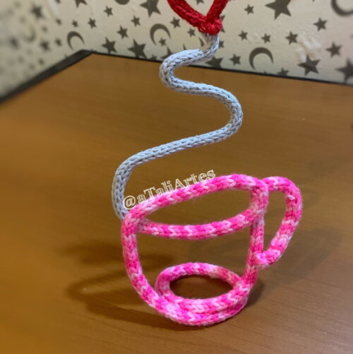 Xícara Decorativa Personalizada em Tricotin