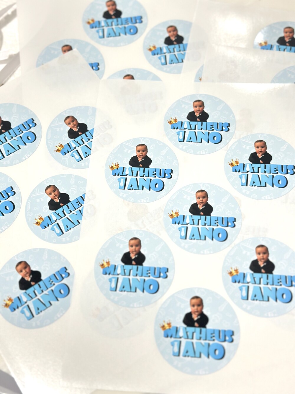 Cartela de Adesivos já cortados de Papel Personalizados em Carte