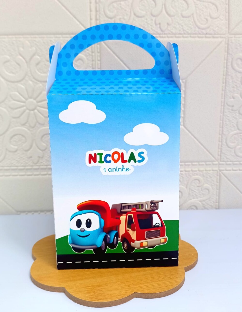 10 Maletinha Personalizada LÉO O CAMINHÃO com visor – Lembran