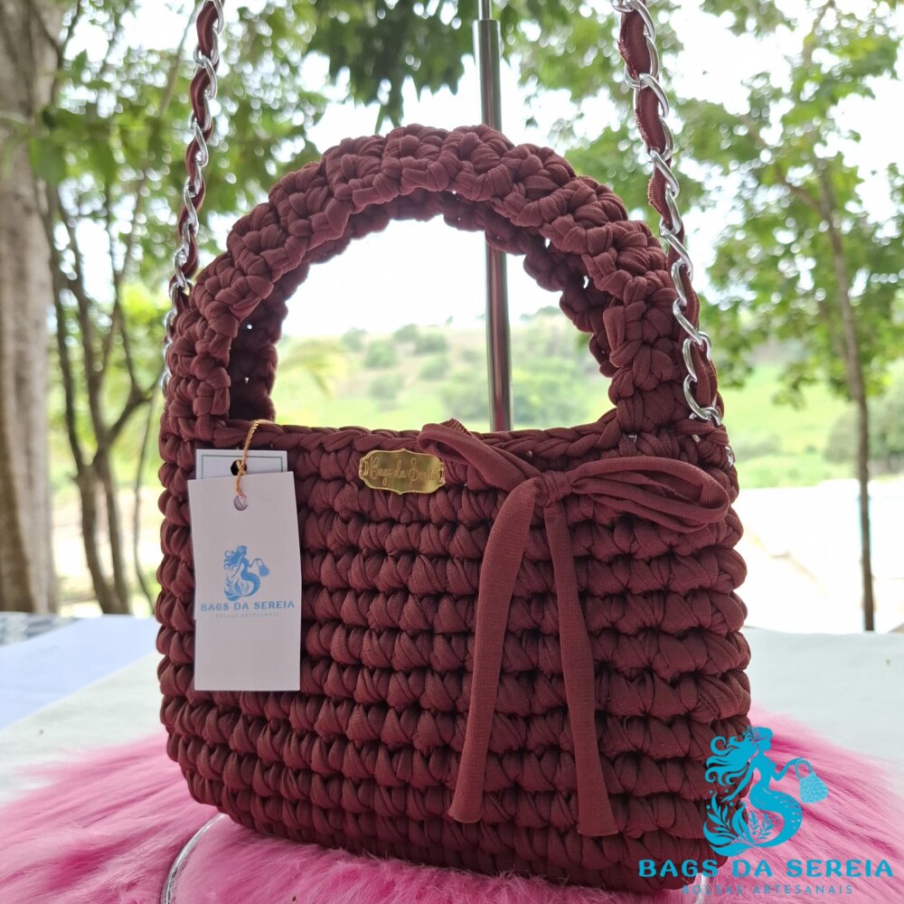 Bolsa Artesanal em Fio de Malha Premium
