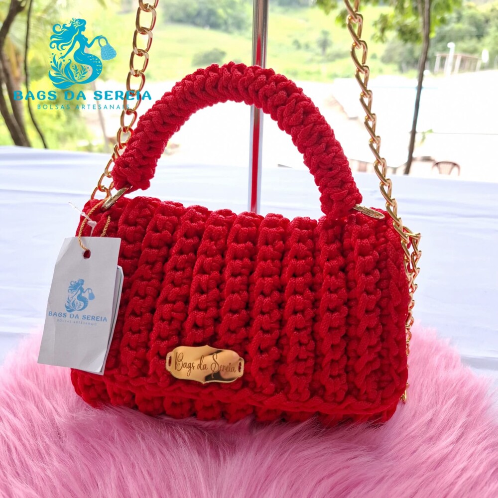 Bolsa Vermelha em Fio Náutico com Corrente