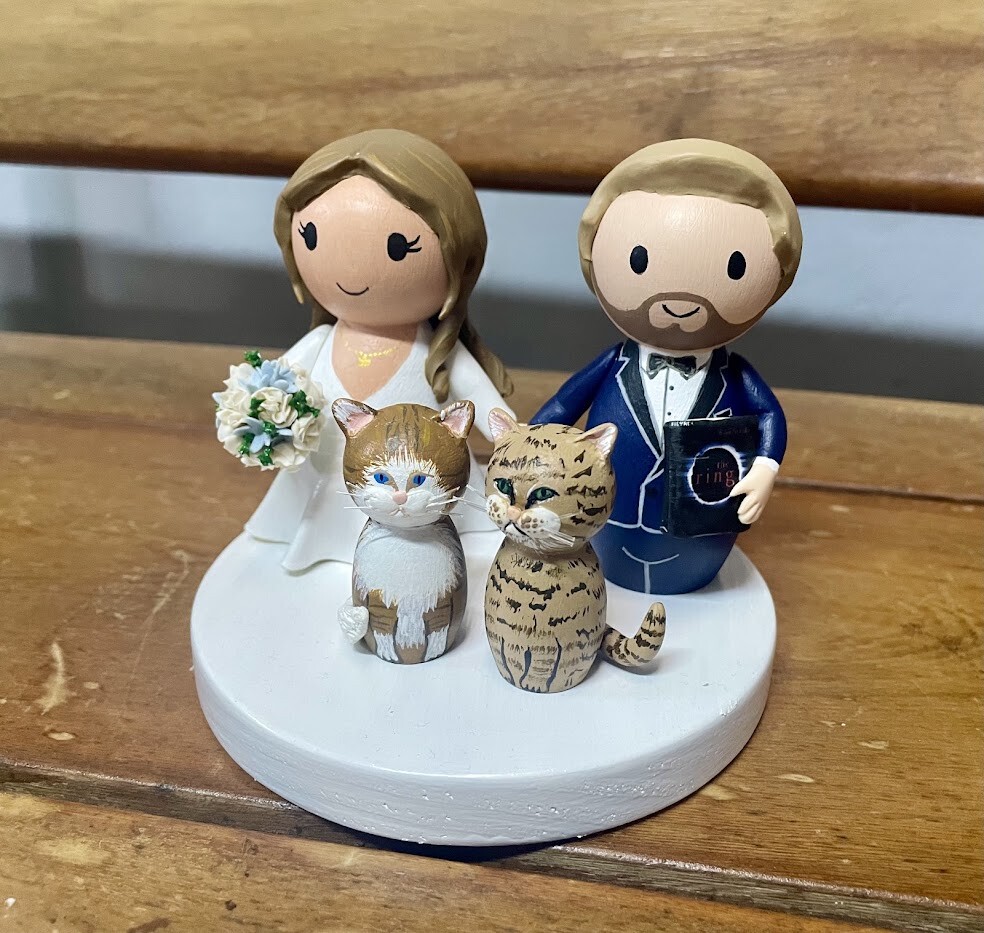 Noivinhos personalizados de madeira com 2 pets