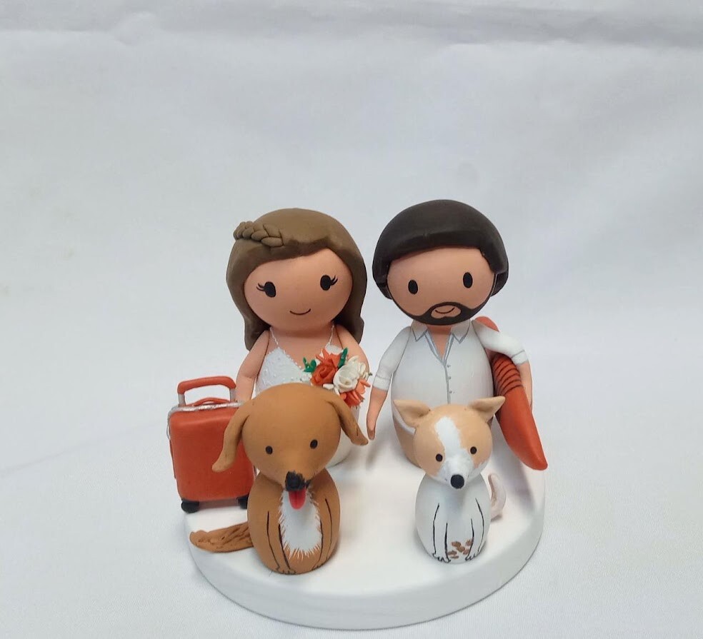 Noivinhos personalizados de madeira com 2 pets